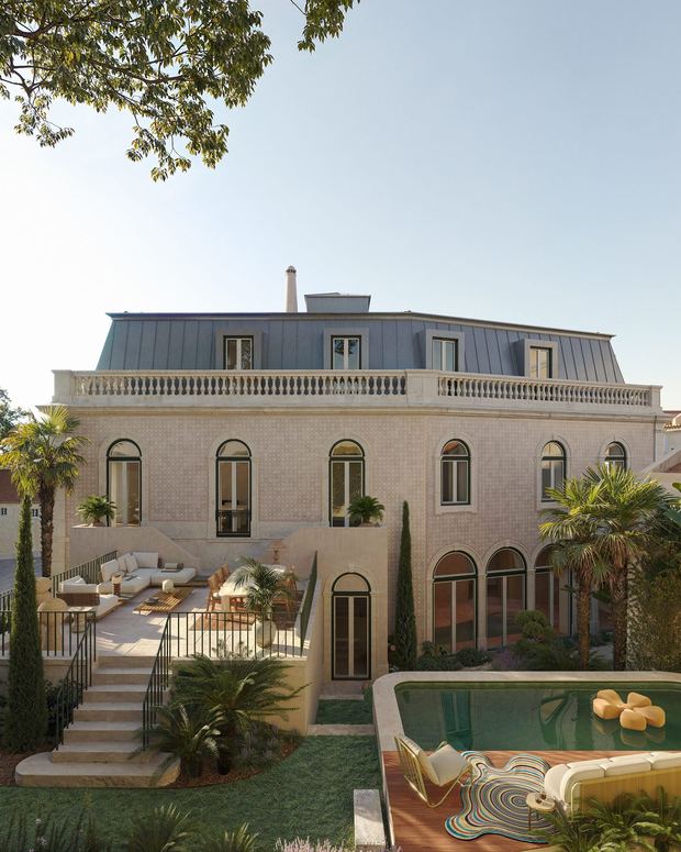 Garden facade and terrace